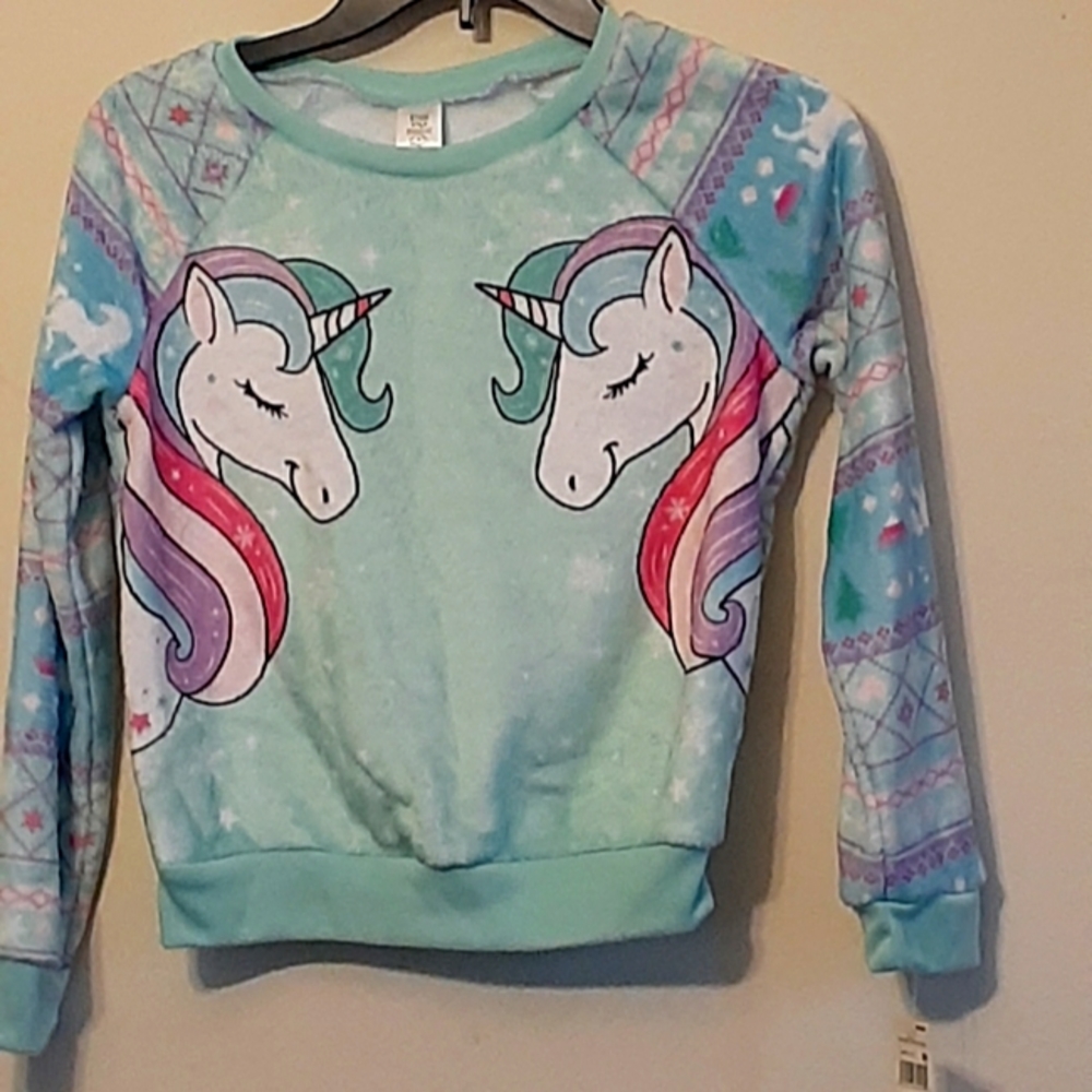 Stars and Sprinkles Lt green long sleeved unicorn top